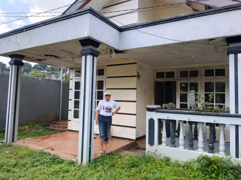 villa luas murah di poros jalan songgoriti kota batu