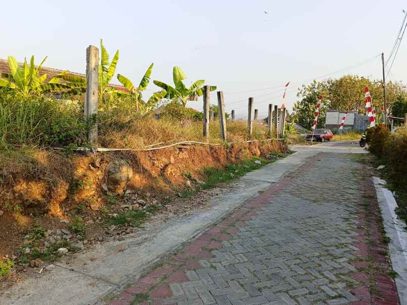 bu jual tp tanah shm 150 m2 daerah ketileng