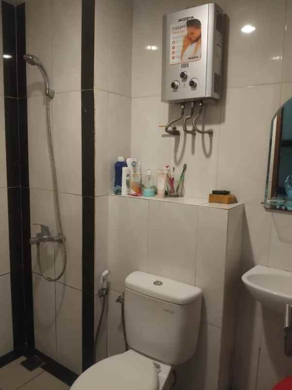 dijual apartemen apartemen grand kamala lagon