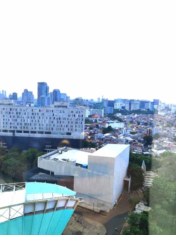 dijual apartemen apartemen menteng park