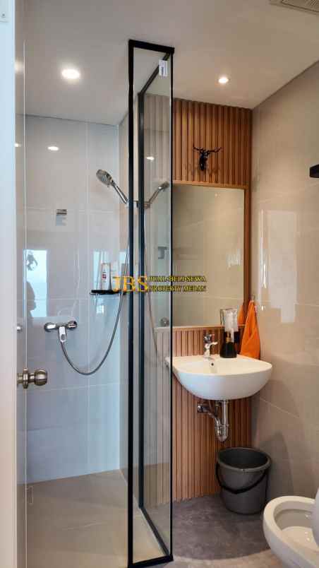 dijual apartemen apartment podomoro city