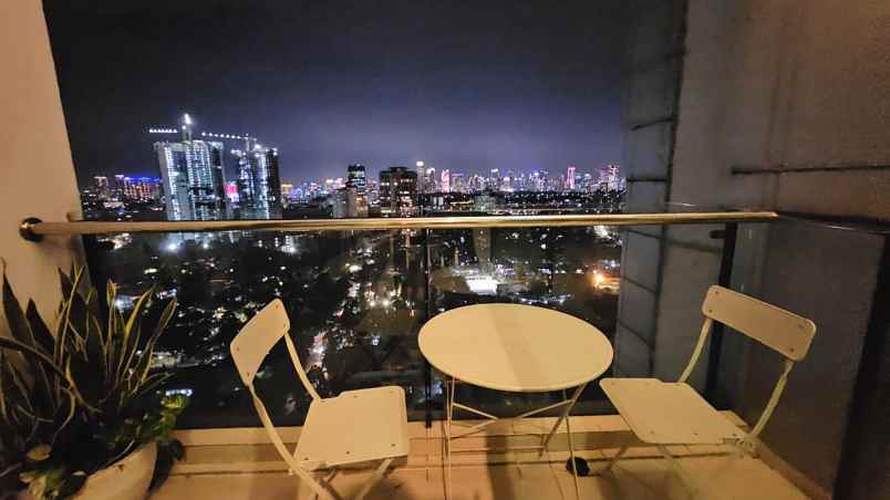 dijual apartemen darmawangsa