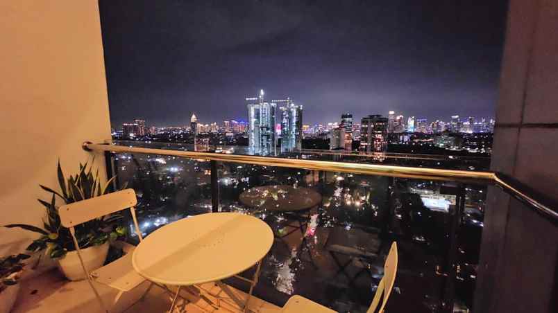 dijual apartemen darmawangsa