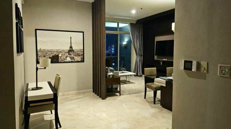 dijual apartemen darmawangsa