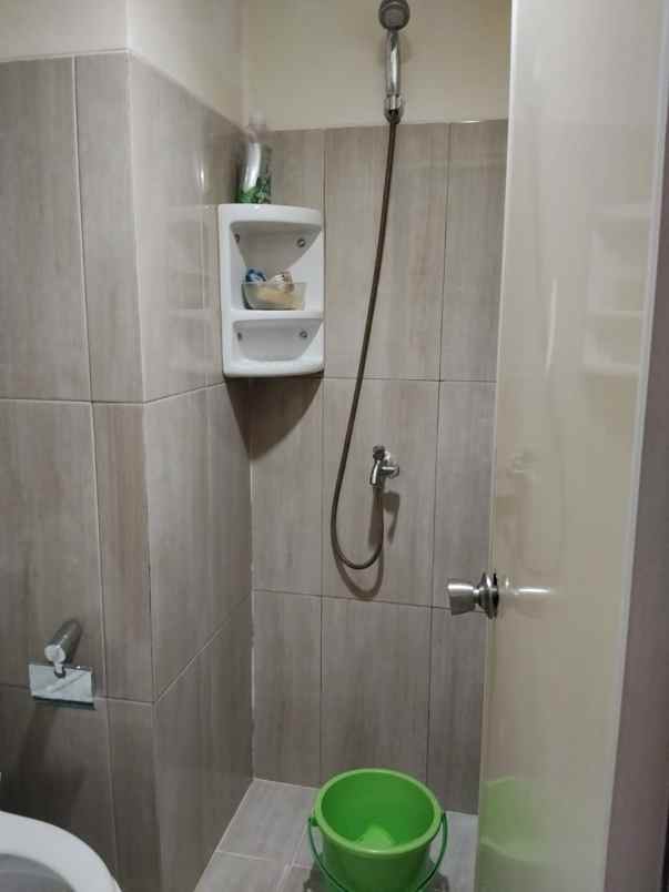 dijual apartemen jalan lapangan bola meruya