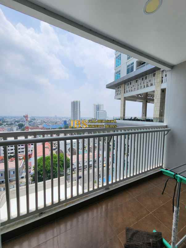 dijual apartemen the reiz condo