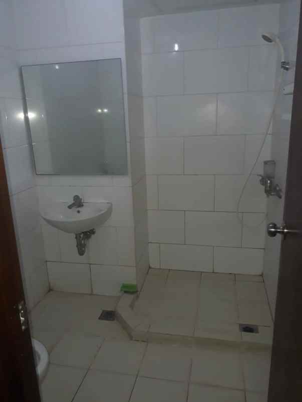dijual apartemen waterplace pakuwon indah