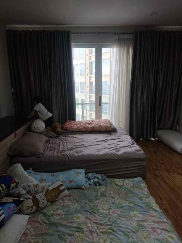 dijual cepat apartemen 3 bedroom di aston pelita