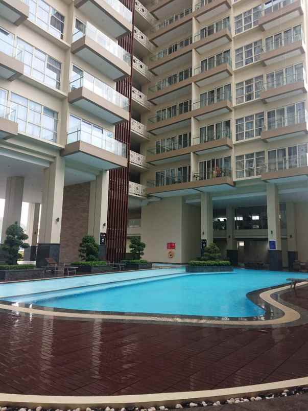 dijual cepat apartemen 3 bedroom di aston pelita