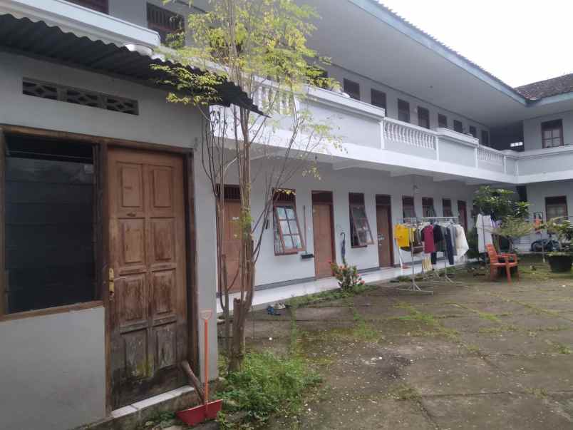 dijual cepat kost strategis
