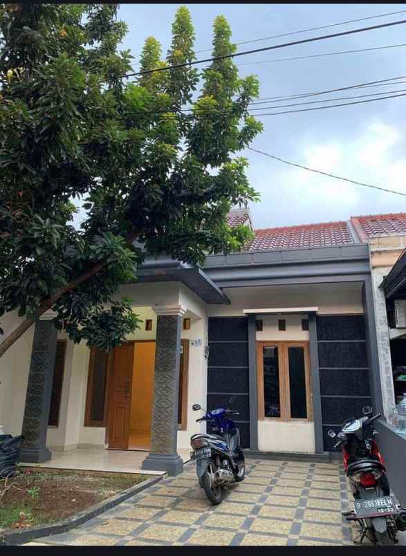 dijual cepat rumah cluster