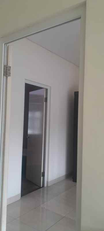 dijual cepat rumah di raffles hills cibubur