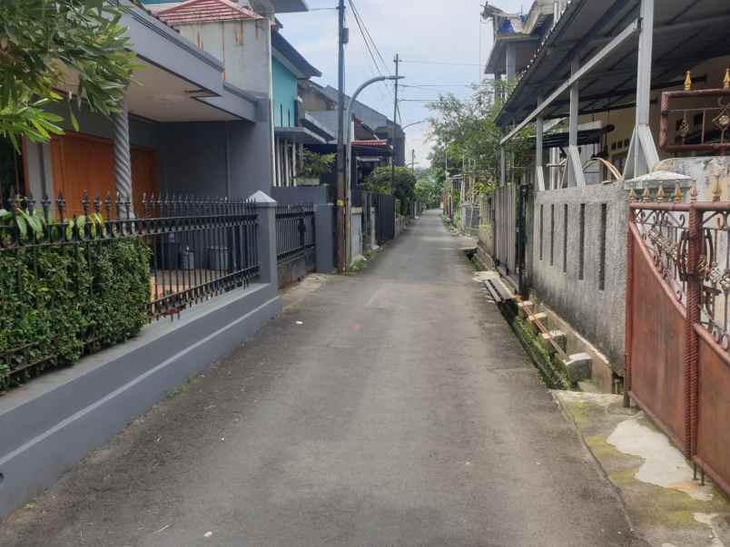 dijual cepat rumah huni strategis