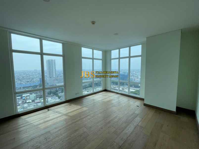 dijual condominium siap huni di the reiz condo medan