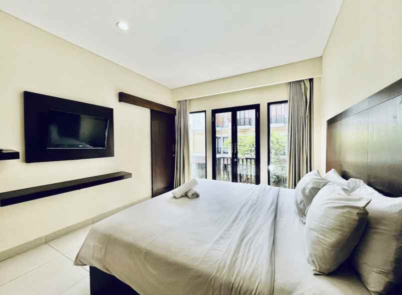 dijual hotel jl blambangan kuta kec