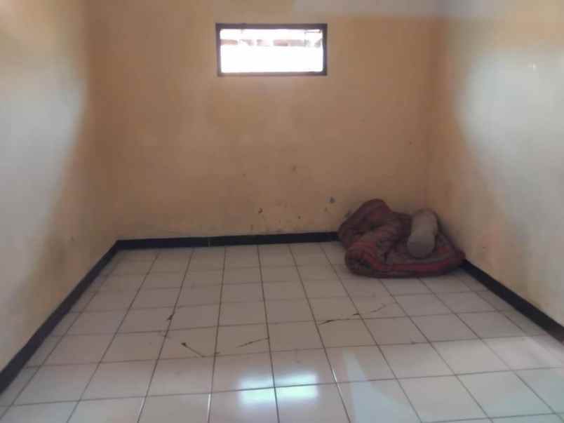dijual kost jl antapani