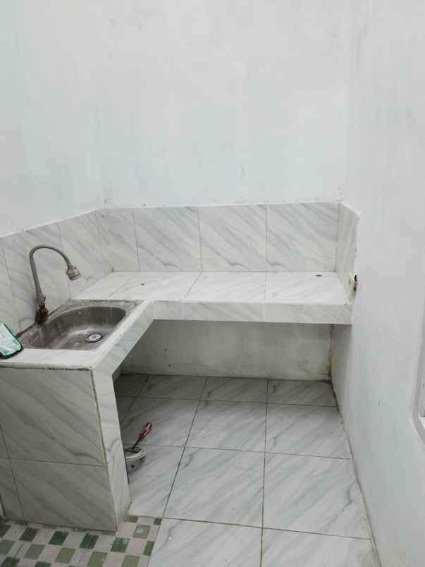 dijual kost jl cibiuk cibaduyuy bandung