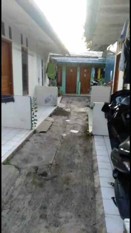 dijual kost jl cirendeu raya