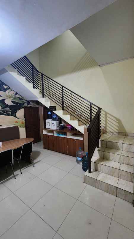 dijual kost kemangisan jakarta barat