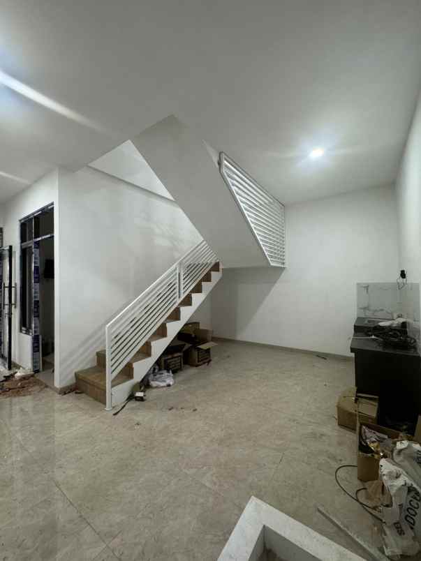 dijual kost lowokwaru