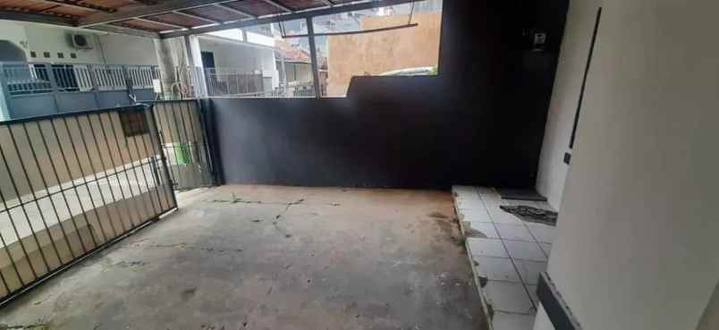 dijual murah rumah di cluster catalina gading serpong