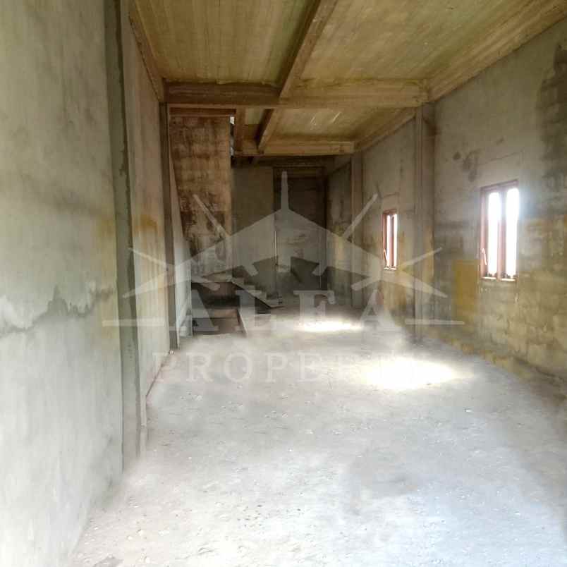 dijual ruko 2 unit jalan hm suwignyo kota pontianak