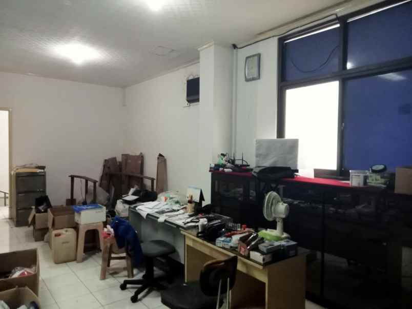 dijual ruko 3 lantai dekat kampus ugm jogja