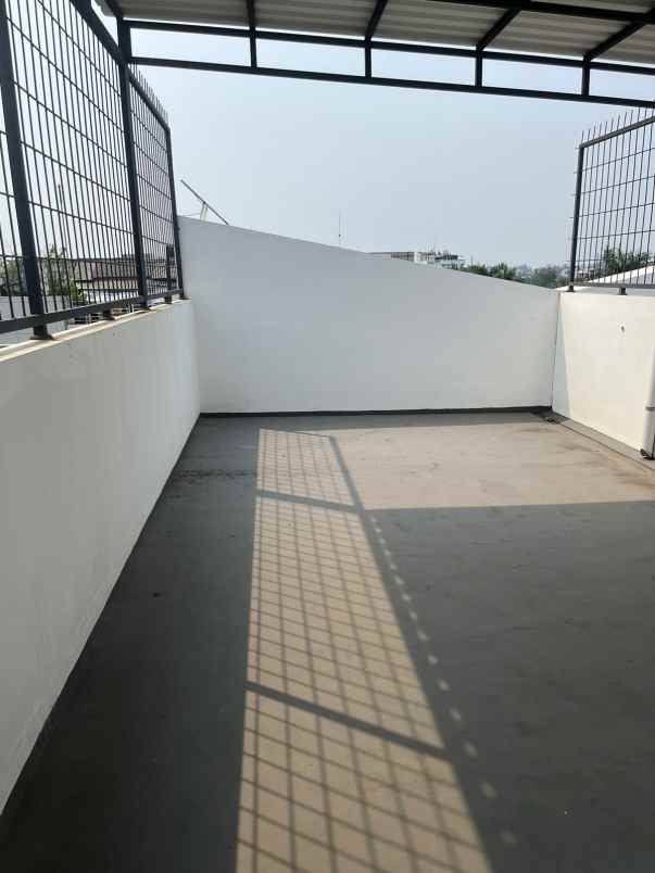 dijual ruko gudang kantor aries kembangan