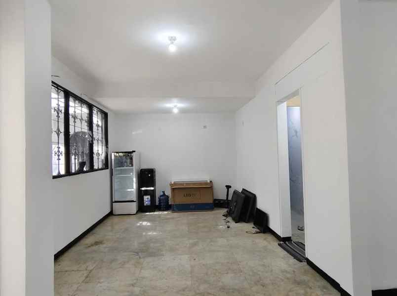 dijual ruko gudang kantor darmo kec wonokromo