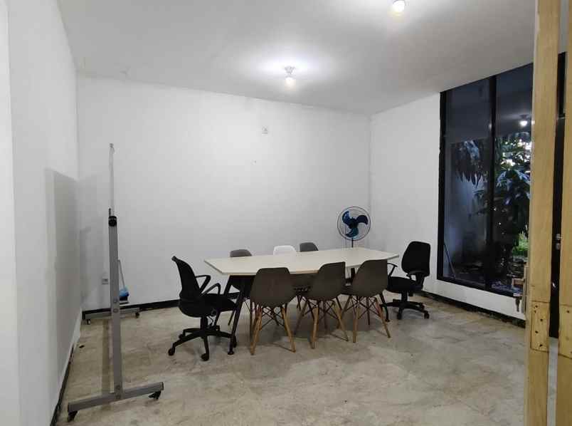 dijual ruko gudang kantor darmo kec wonokromo