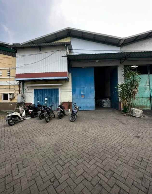 dijual ruko gudang kantor gedangan