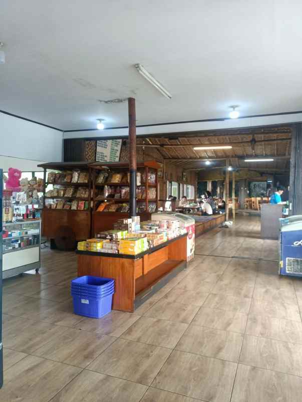 dijual ruko gudang kantor jalan raya lembang