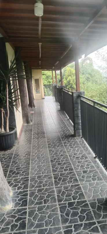 dijual ruko gudang kantor jalan raya lembang