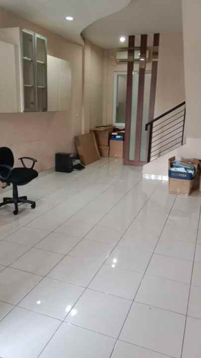 dijual ruko gudang kantor legenda wisata jl