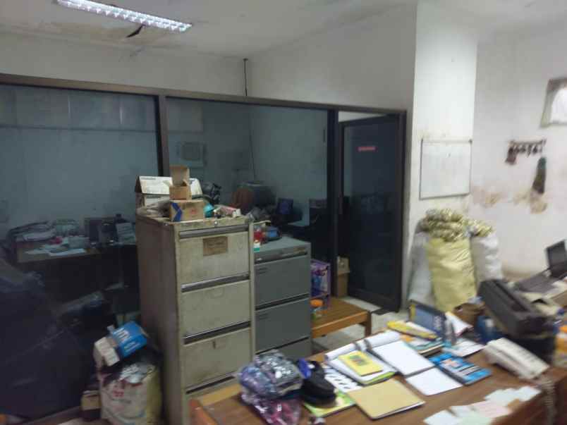 dijual ruko gudang kantor sawunggaling