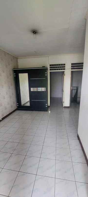 dijual rumah 2 lantai dekat rumah sakit di pengasinan