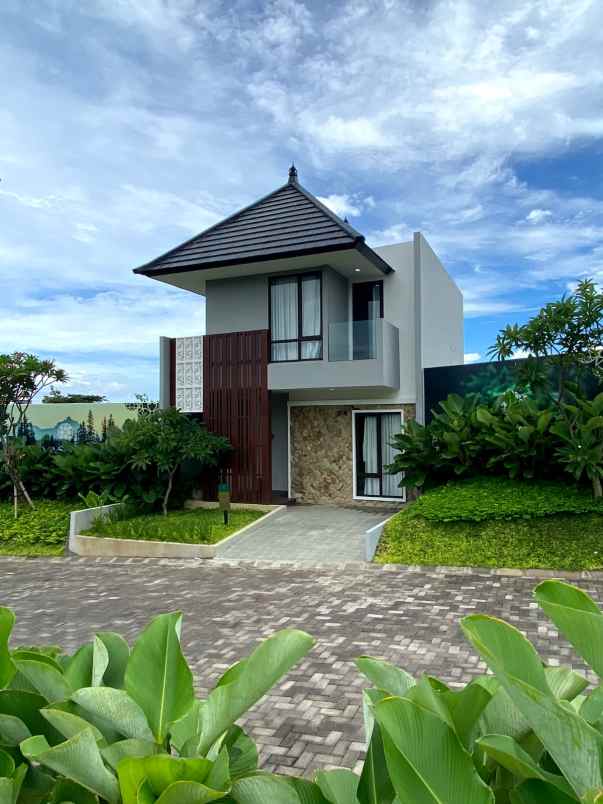 dijual rumah 2 lantai di denpasar timur bali