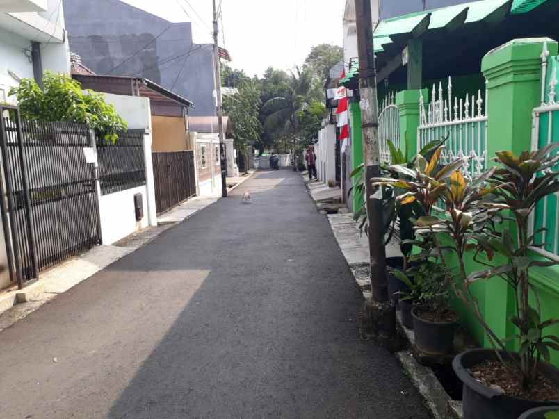 dijual rumah 2 lantai di tebet jakarta selatan