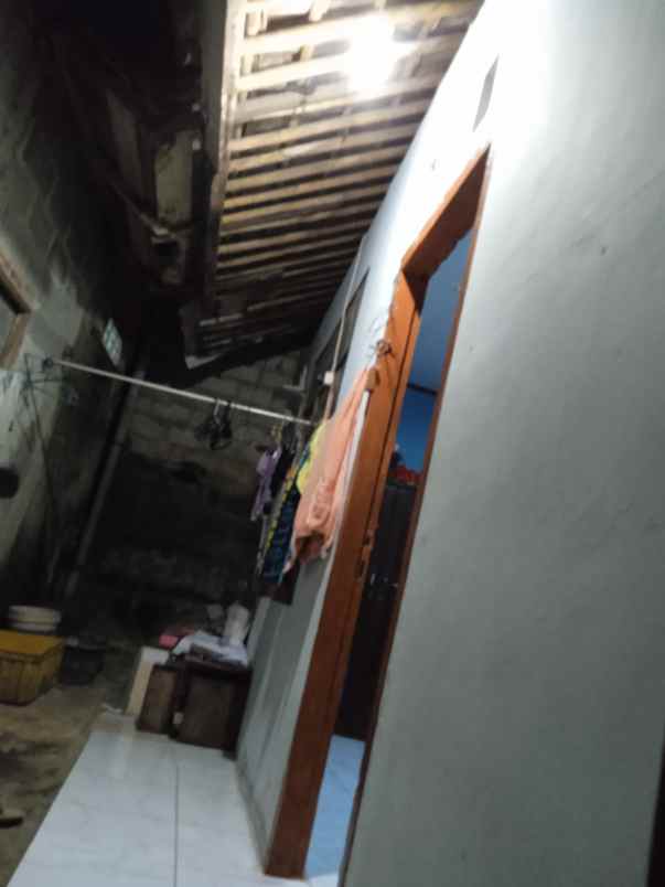 dijual rumah 2 pintu tipe kontrakan