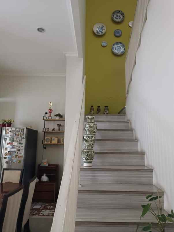 dijual rumah araya galaxy bumi permai