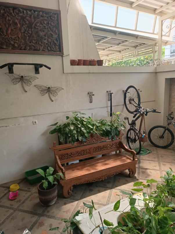 dijual rumah araya galaxy bumi permai