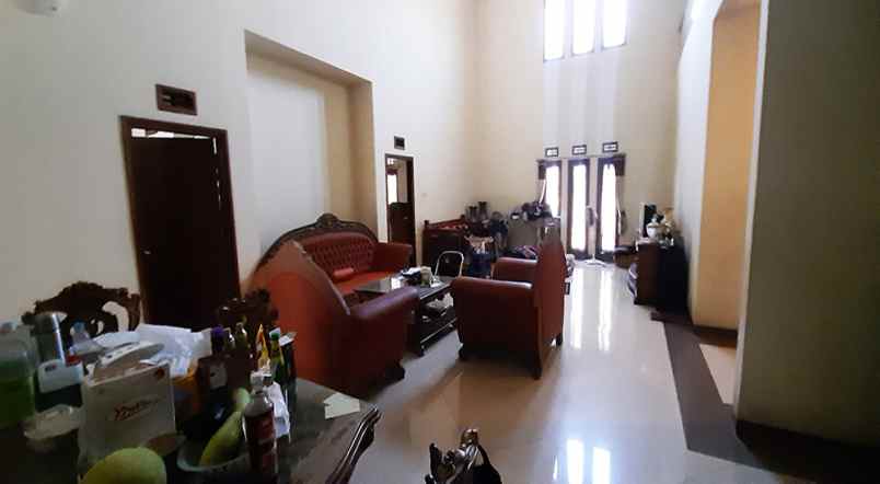 dijual rumah arcamanik endah