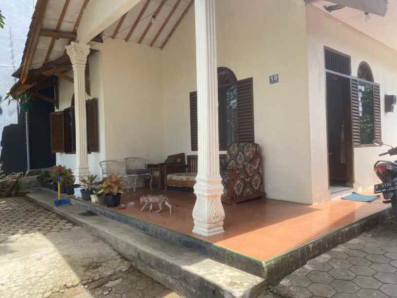 dijual rumah arcawinangun