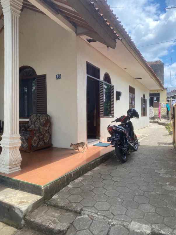 dijual rumah arcawinangun