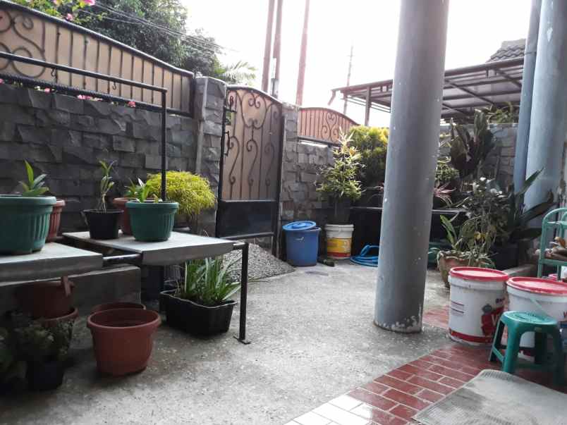 dijual rumah asri sebelah mesjid di kota depok