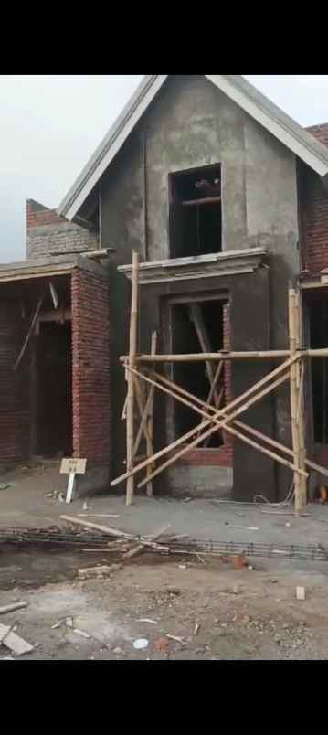 dijual rumah ayaskara malang jalan