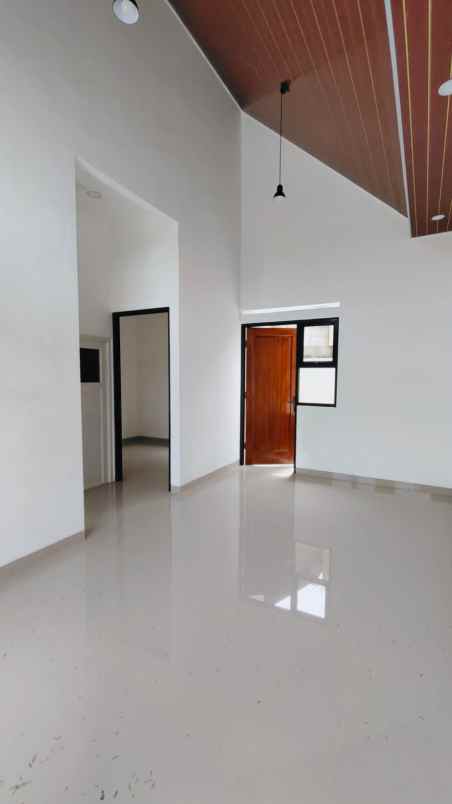 dijual rumah bakti jaya serpong