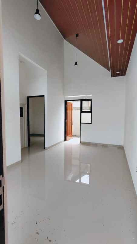 dijual rumah bakti jaya serpong