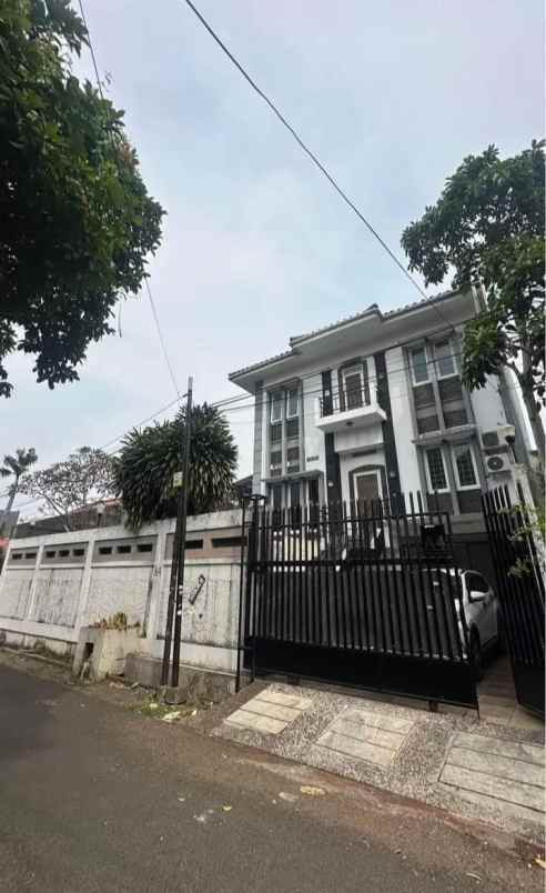 dijual rumah bangka viii b