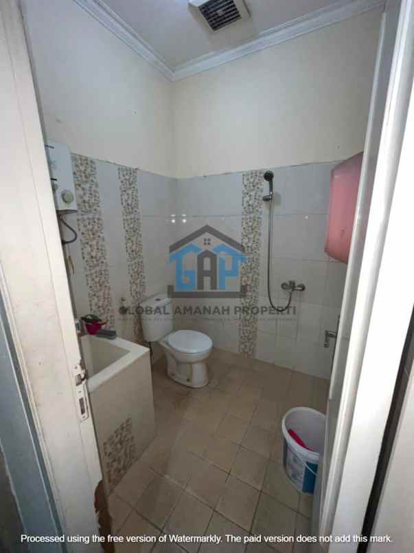 dijual rumah baros